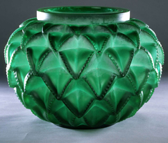 Jade-glass-Languedoc-vase-designed-by-Lalique 